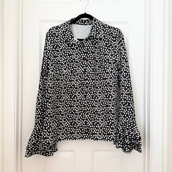 Women Allover Print Shirred Cuff Top in Black and White Size Extra Large - Picture 1 of 6
